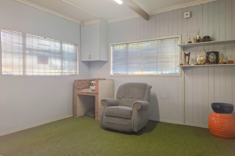 Commercial Property for Sale in Knysna Industrial Western Cape
